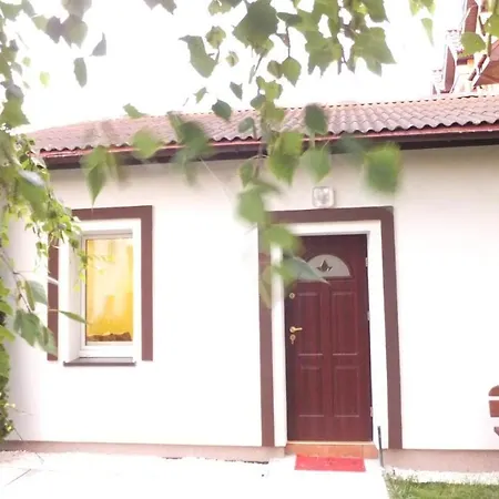 Pod Modrzewiem Dąbki