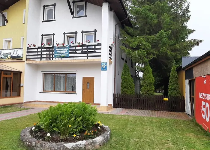 Pod Modrzewiem Dąbki